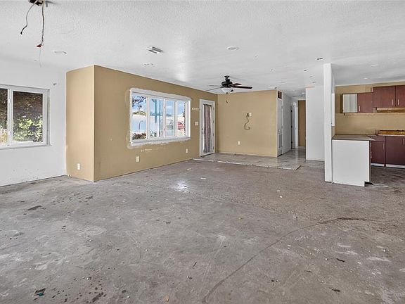 5th image of 5609 Larimer Dr
