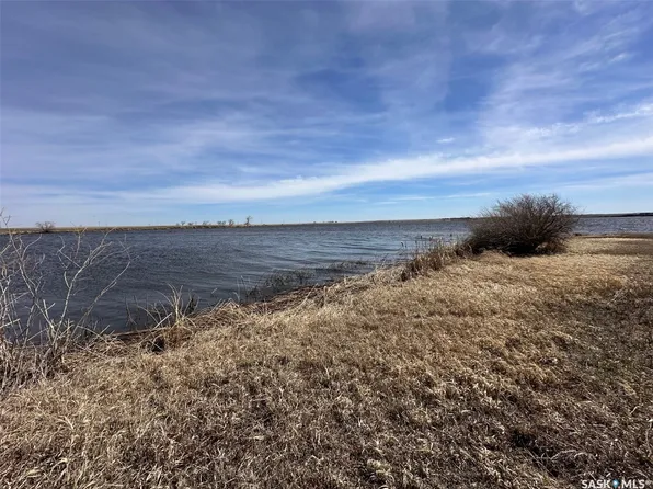 21 Lakeshore Drive, Gravelbourg Rm No 104, SK S0H 1X0