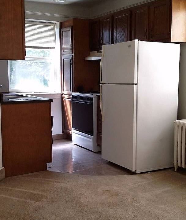 2nd image of 732 Roselawn Ave APT 405