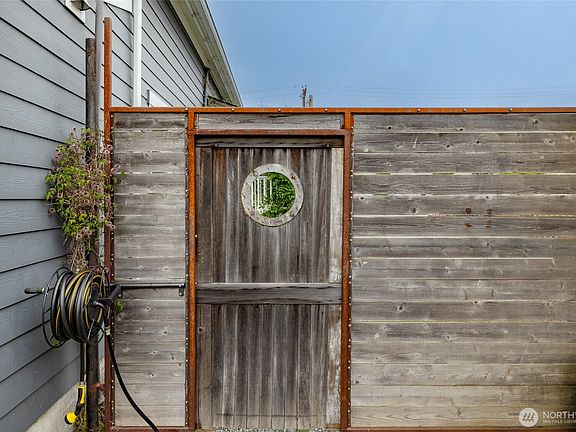 5th image of 820 Borseth Street