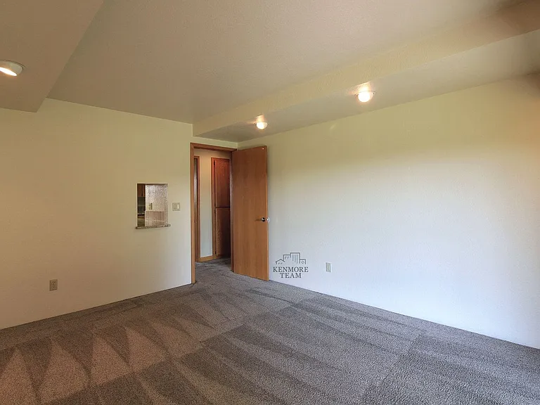 3600 Eastlake Dr — Photo 13