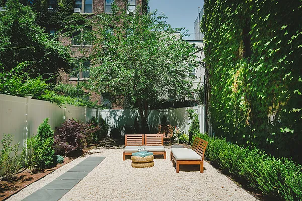 Rented by Douglas Elliman | media 15