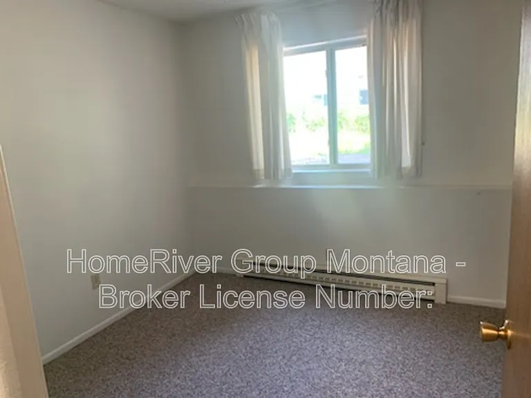 1818 Phillips St #4 — Photo 9
