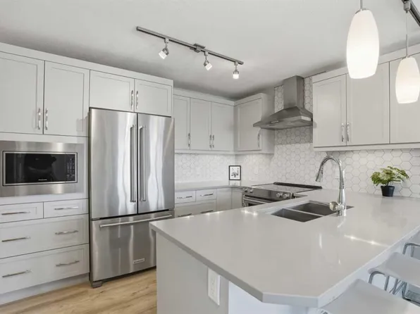 450 SE Kincora Glen Rd NW #2203, Calgary, AB T3R 1S2