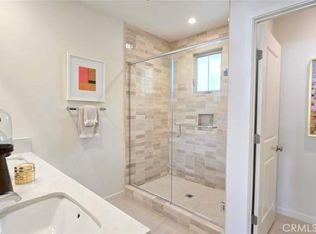 126 Sunnyside #126, Irvine, CA 92618