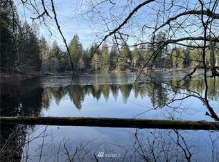 376 Xx E Lake Walker Dr, Enumclaw, WA 98022