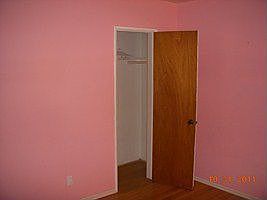 3rd image of 7528 Lindell Ave