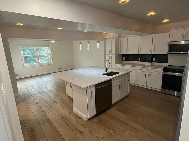 2 Alice Ct — Photo 6