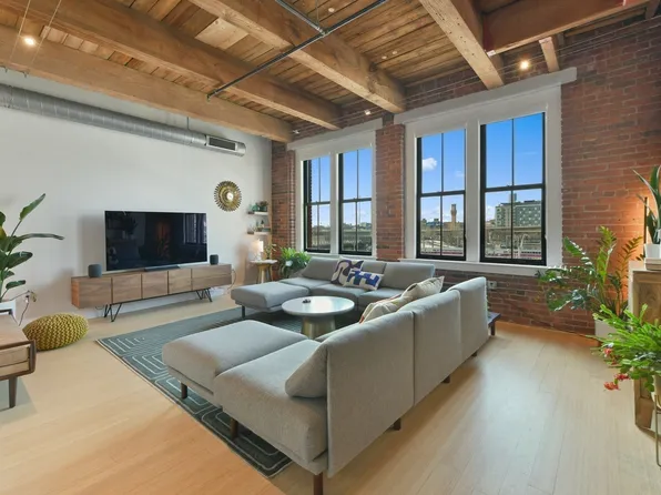 9 West Broadway, South Boston, MA 02127