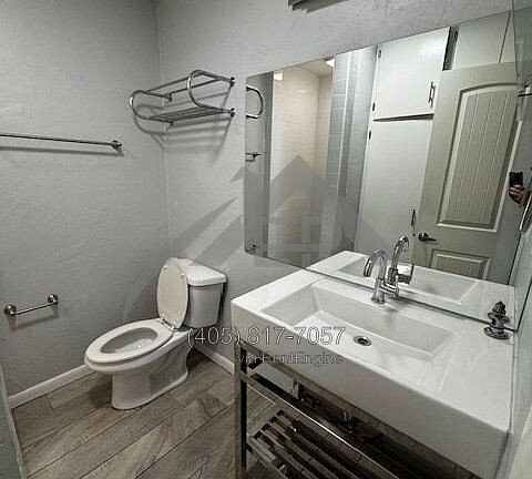 2nd image of 203 E Hurd St #2