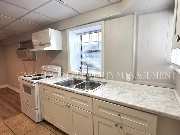 Limited-Time Special: All Utilities Included + First Month FREE with a 13-Month Lease!, 204 E Watauga Ave, Johnson City, TN 37601