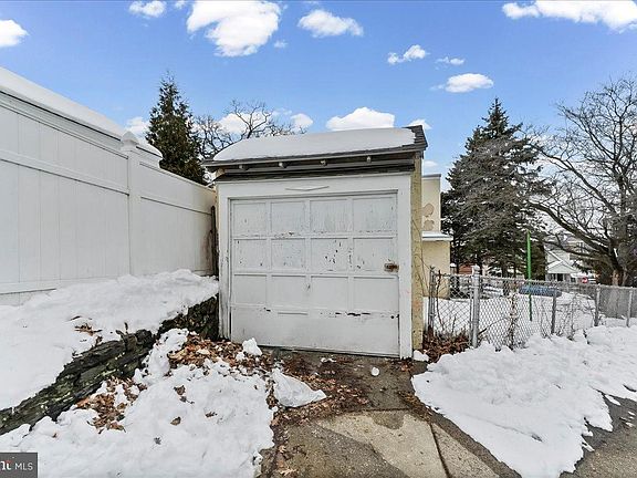 4th image of 365 Blanchard Rd