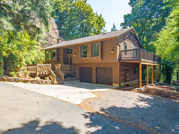 22755 SE Kingswood Ct, Damascus, OR 97089