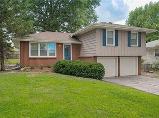 711 SE 6th St, Lees Summit, MO 64063