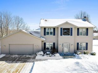 1358 Testarossa Trl, Green Bay, WI 54313