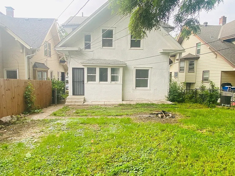1511 Tauromee Ave — Photo 20