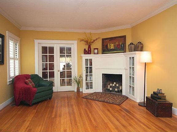 2nd image of 1165 37th St