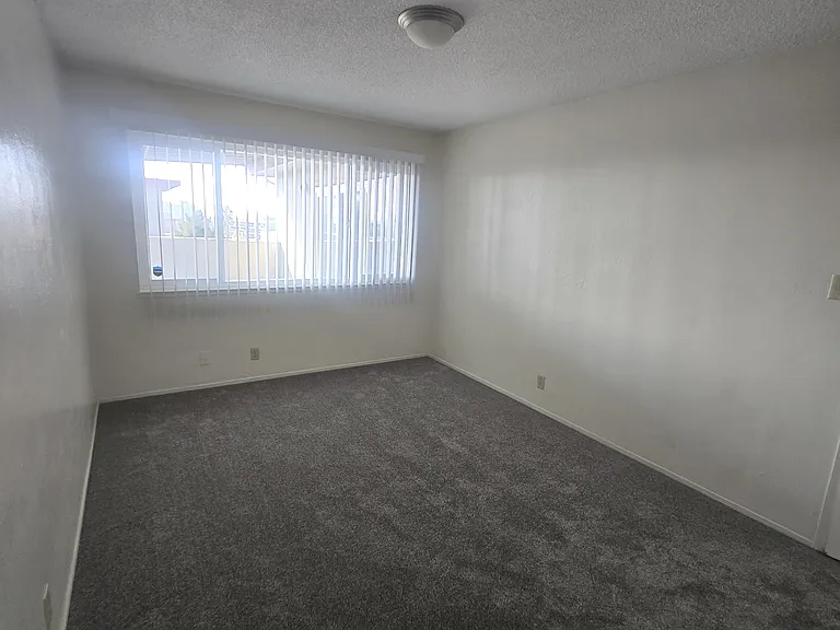 255 MacArthur Boulevard — Photo 85