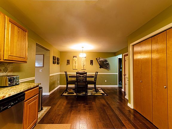5th image of 502 Creek Ln