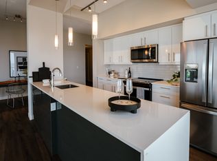 300 Main St #1-BEDROOM, Winnipeg, MB R3C3Z3