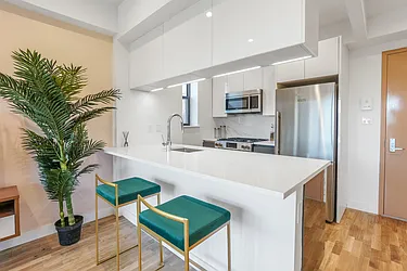 Rented by Bond New York