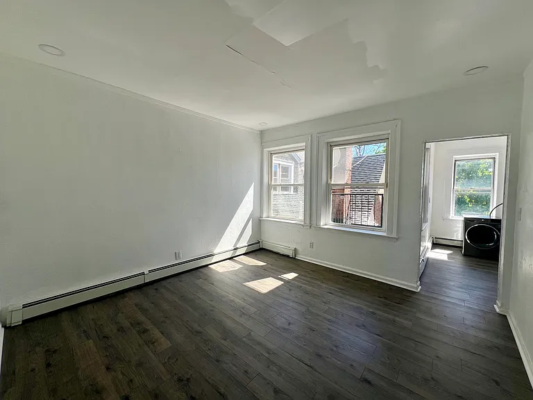 542 Valley Brook Ave #3 — Photo 5