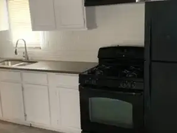 1461 Maryland Dr, Corpus Christi, TX 78415