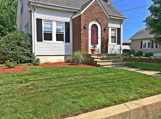 62 Victory St, Cranston, RI 02910