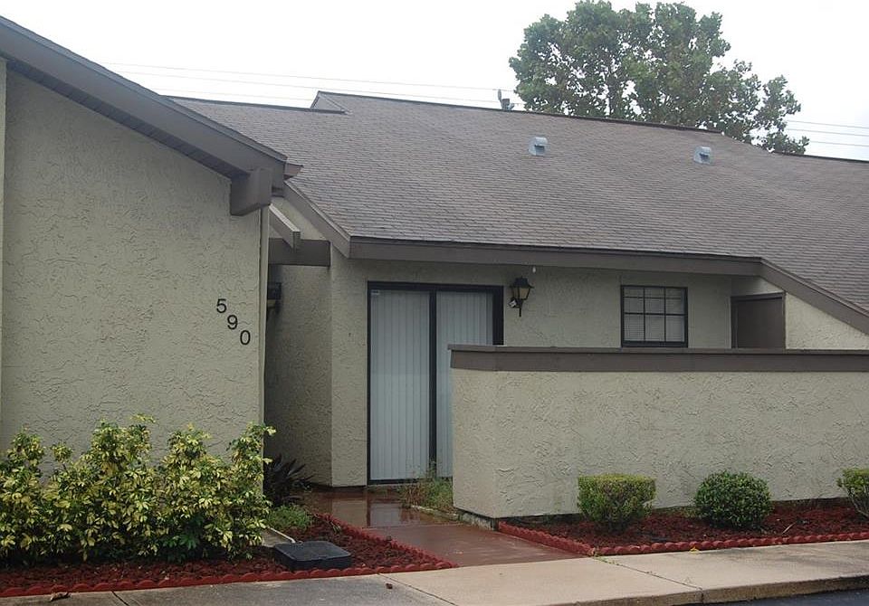 1st image of 590 SW Sara Blvd