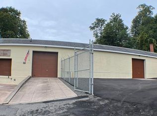 49 Brainard Pl, Manchester, CT 06040