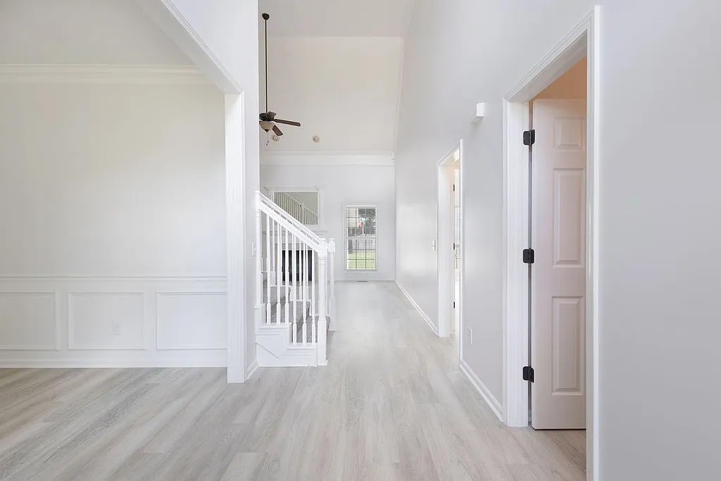 3 bed, 2.5 bath, 2809 sqft, $3,000 — Photo 4