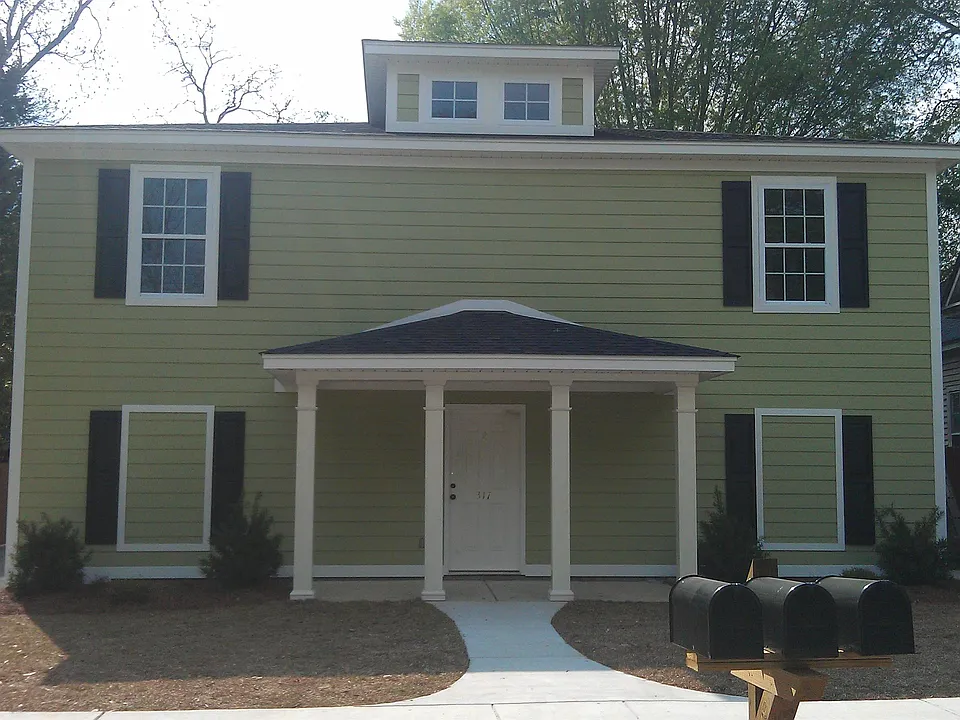 317B Covington St