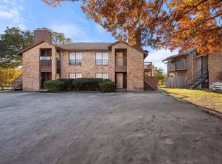 406 E Denton Dr Unit 33-36, Euless, TX 76039