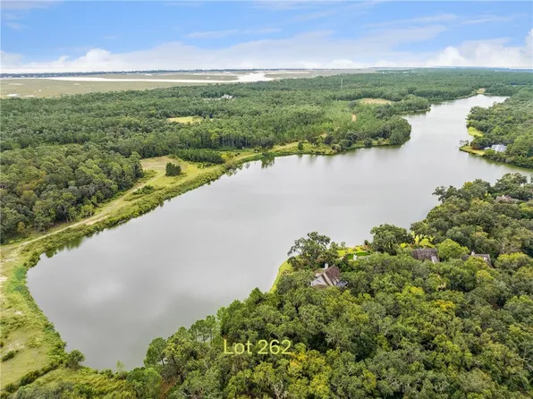 26 Cromley Ct, Saint Simons Island, GA 31522