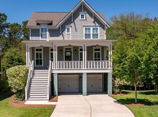 2084 Amenity Park Dr, Mount Pleasant, SC 29466