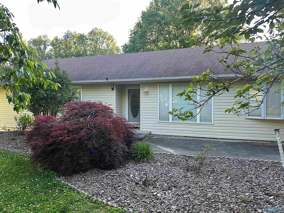 1st image of 829 10th St NW