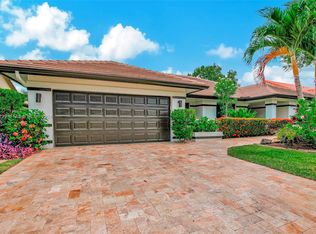 2881 Hidden Hollow Ln, Davie, FL 33328