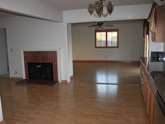 5th image of 3141 Greenford Ct