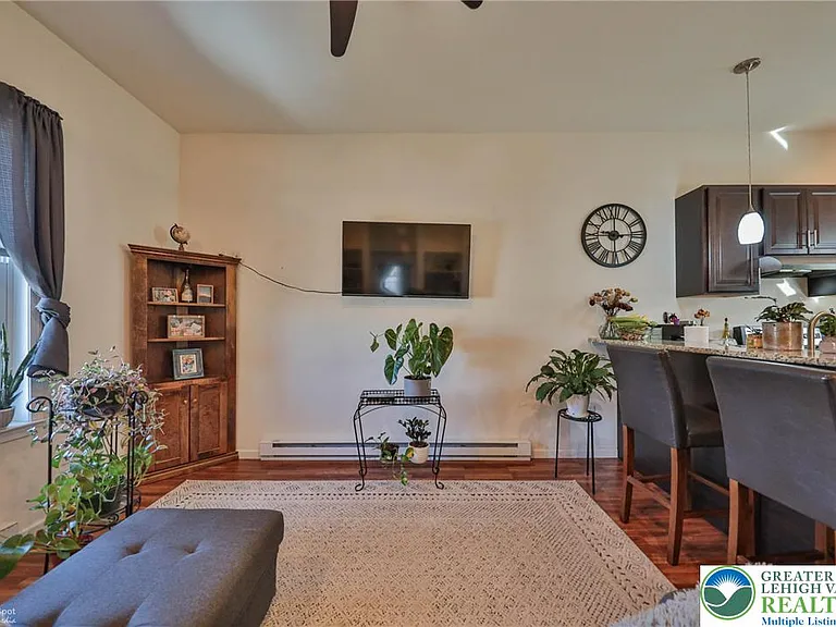 328 Polk 3rd Loop #3RD FLOOR — Photo 3