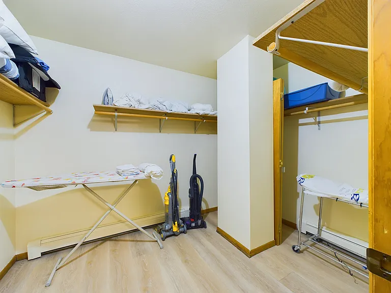 933 Cowles St #2 — Photo 8