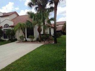 10295 Hidden Springs Ct, Boca Raton, FL 33498