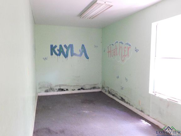 2nd image of 1622 Abbie Ln