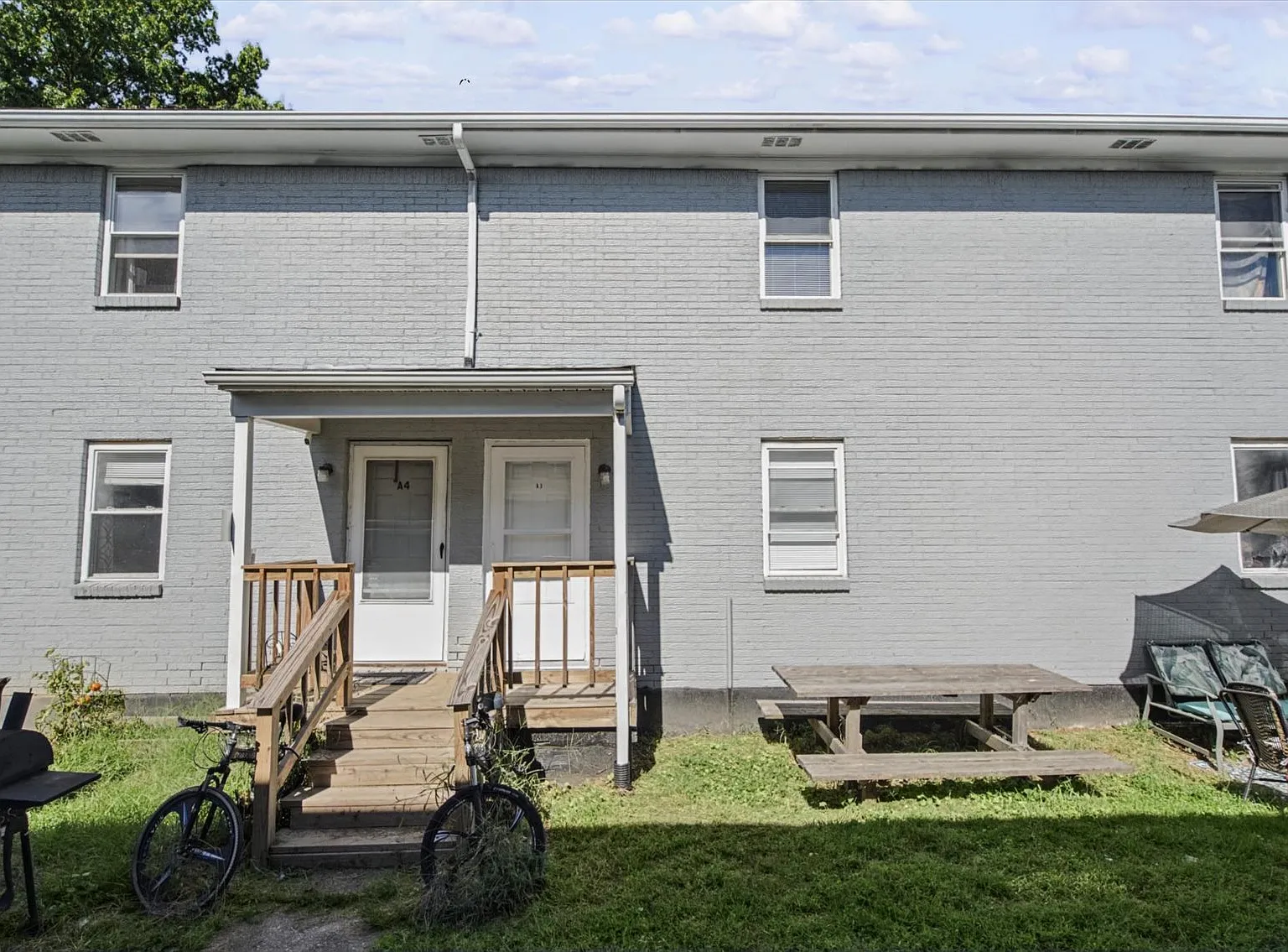 80 E Belair Ave — Photo 1