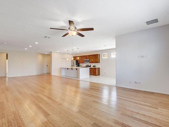 5th image of 3764 Toscanella Ave