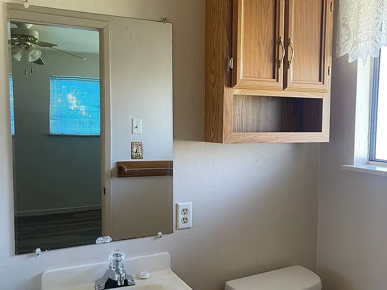 735 Christine Ave — Photo 23