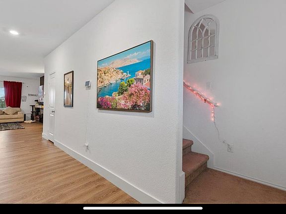 3rd image of 420 Bass Dr #1