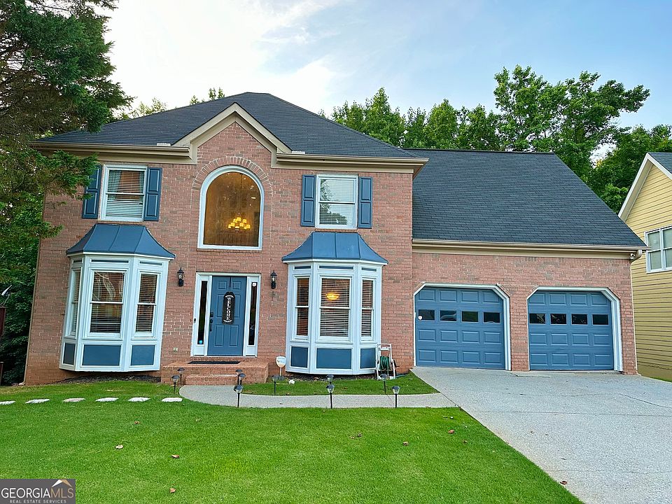 1st image of 785 River Overlook Dr