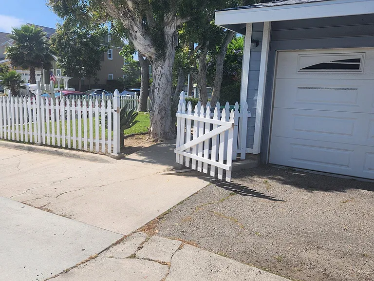 2184 Miner St #D — Photo 43