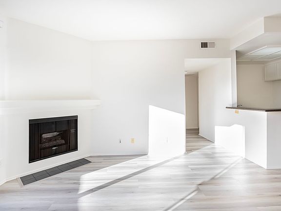 2nd image of 1409 N Alta Vista Blvd #205