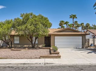 2422 La Luna Dr, Henderson, NV 89014
